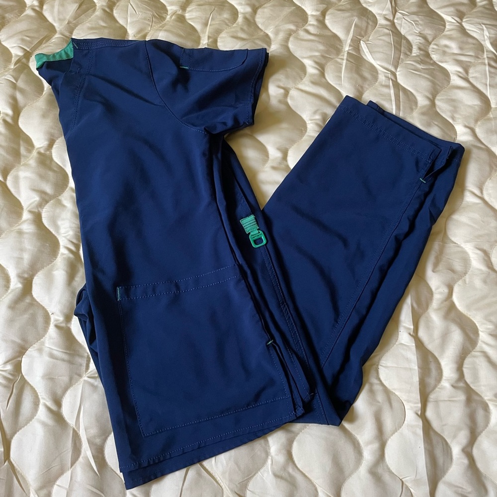 COPY - CARHARTT force womens scrubs set pants & top size XS